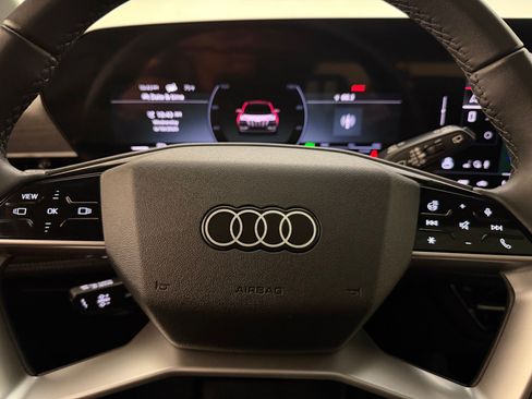 Used 2025 Audi Q6 e-tron Premium w/ Convenience Package AWD/4WD image 18