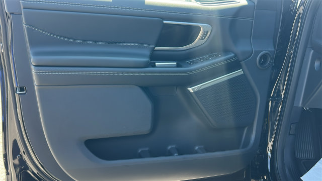 New 2027 Ford Expedition Max Platinum w/ Stealth Performance Package AWD/4WD image 18