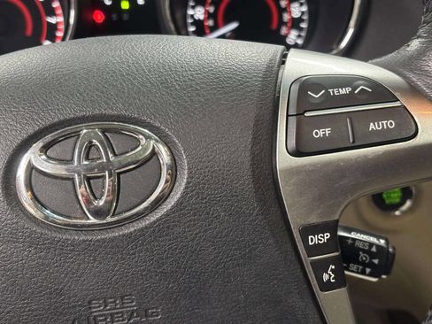 Used 2013 Toyota Highlander Limited AWD/4WD image 34