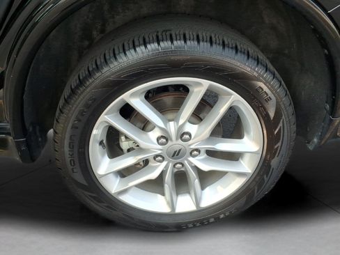 Used 2024 Dodge Durango GT AWD/4WD image 17