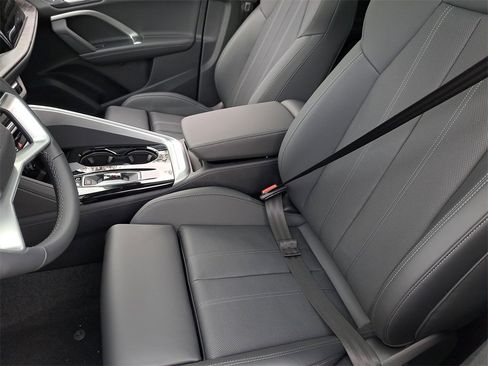 New 2025 Audi Q5 2.0T Premium Plus image 18