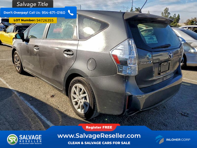 Used 2014 Toyota Prius V Three FWD image 3