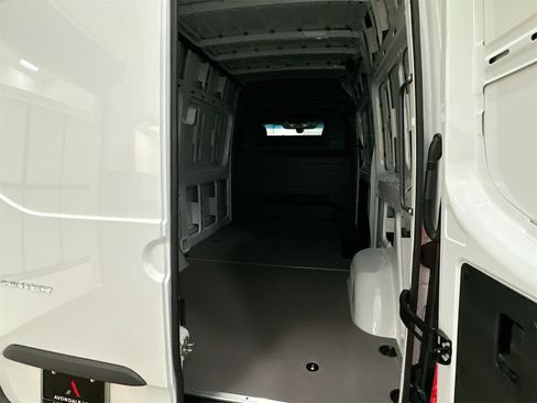 New 2025 Mercedes-Benz Sprinter 2500 image 22