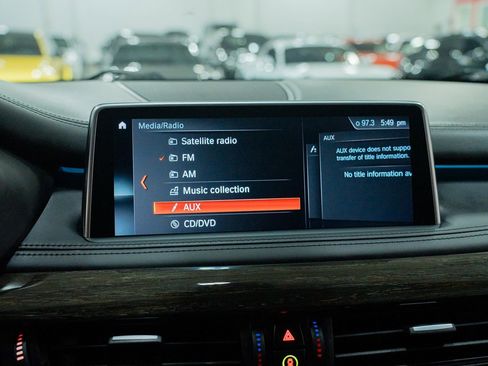 Used 2018 BMW X5 xDrive50i w/ M Sport Package image 48