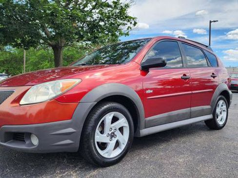 Used 2006 Pontiac Vibe w/ Sun And Sound Package FWD image 5