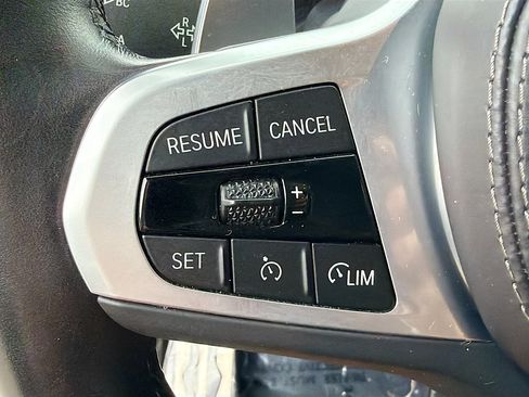 Used 2022 BMW X5 sDrive40i w/ M Sport Package RWD image 37