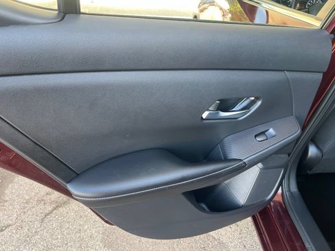 Certified 2023 Nissan Sentra SV FWD image 10