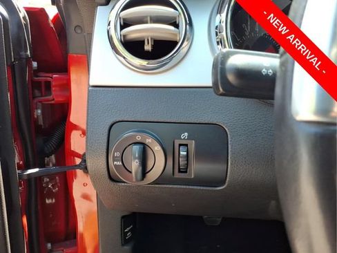 Used 2006 Ford Mustang GT Premium RWD image 16
