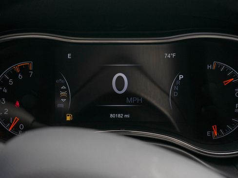 Used 2020 Jeep Grand Cherokee Limited X AWD/4WD image 11