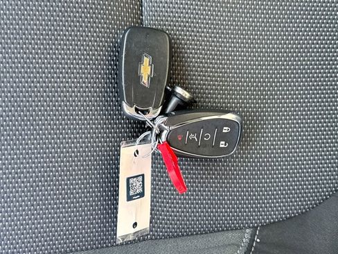 Used 2019 Chevrolet Traverse LT image 29