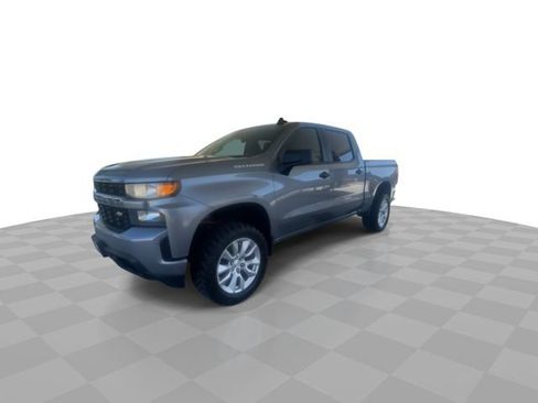 Used 2022 Chevrolet Silverado 1500 Custom w/ Safety Confidence Package AWD/4WD image 4