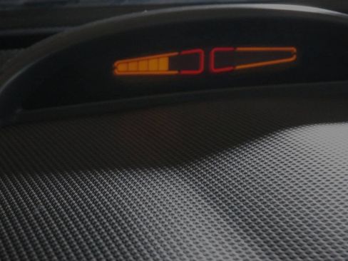 Used 2005 Mercedes-Benz CLK 500 Cabriolet image 20