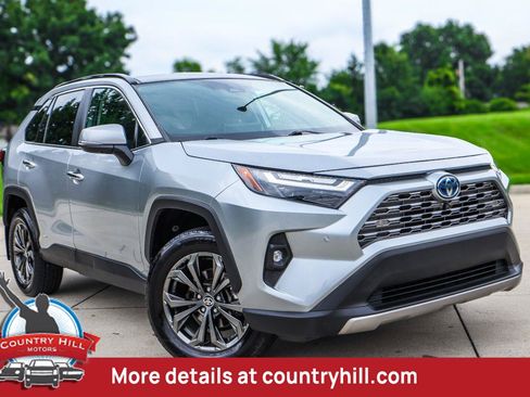 Used 2022 Toyota RAV4 Limited AWD/4WD image 1
