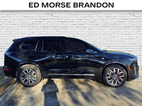 Certified 2024 Cadillac XT6 Sport w/ Technology Package image 4