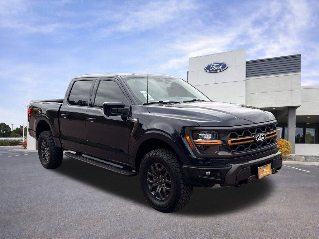 Used 2025 Ford F150 Tremor w/ Equipment Group 402A High AWD/4WD 360° Tour