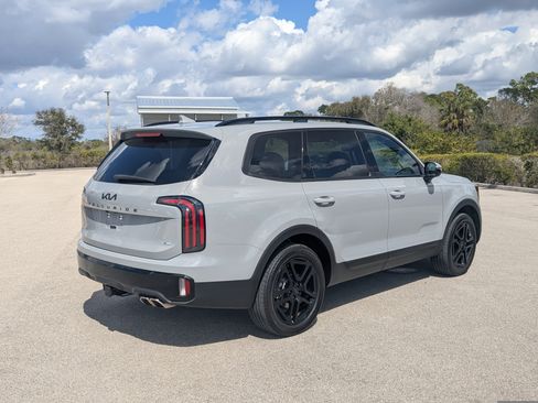 Certified 2025 Kia Telluride SX X-Line image 15