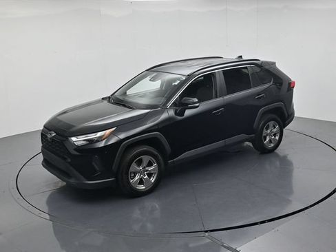 Used 2023 Toyota RAV4 XLE AWD/4WD image 44