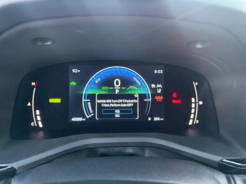 Used 2025 Toyota Camry LE FWD image 27