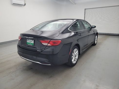 Used 2015 Chrysler 200 Limited FWD image 9