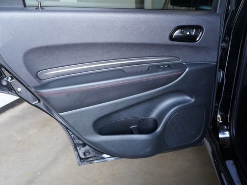 Used 2024 Dodge Durango GT RWD image 28
