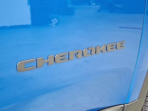 New 2026 Jeep Cherokee Limited image 5