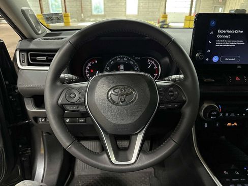 Certified 2023 Toyota RAV4 XLE Premium AWD/4WD image 19