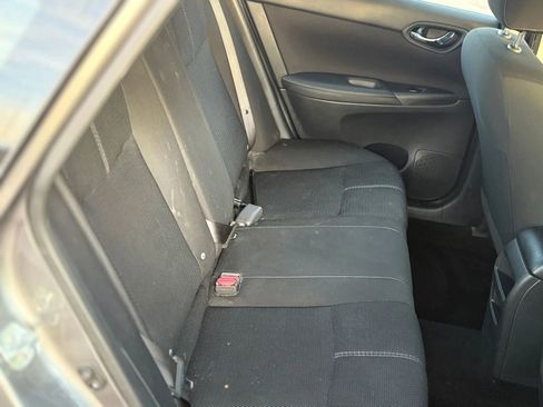 Used 2018 Nissan Sentra S w/ S Midnight Style Package image 18