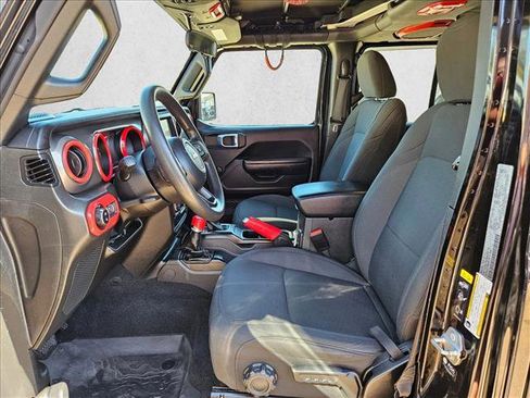 Used 2022 Jeep Gladiator Sport image 14