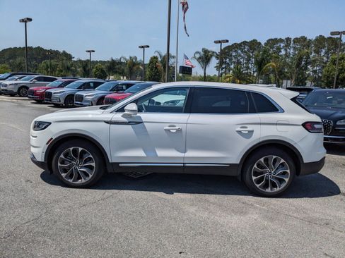 Certified 2023 Lincoln Nautilus Reserve w/ Equipment Group 201A image 10