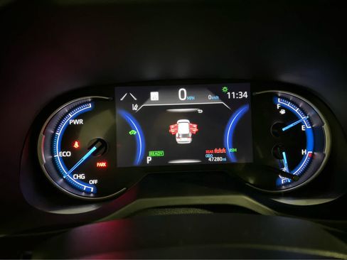 Used 2024 Toyota RAV4 LE AWD/4WD image 15
