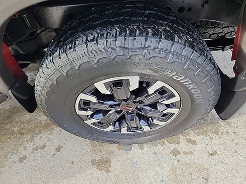 Used 2023 Nissan Frontier PRO-4X w/ Pro Convenience Package image 32