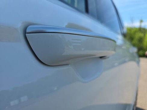 Used 2022 Jeep Grand Cherokee Summit AWD/4WD image 30