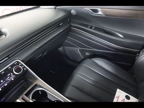 Used 2024 Genesis GV80 2.5T image 19