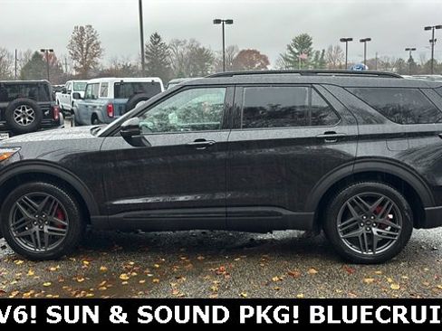 New 2026 Ford Explorer ST w/ Sun And Sound Package image 3