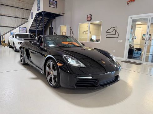 Used 2018 Porsche 718 Boxster S RWD image 85