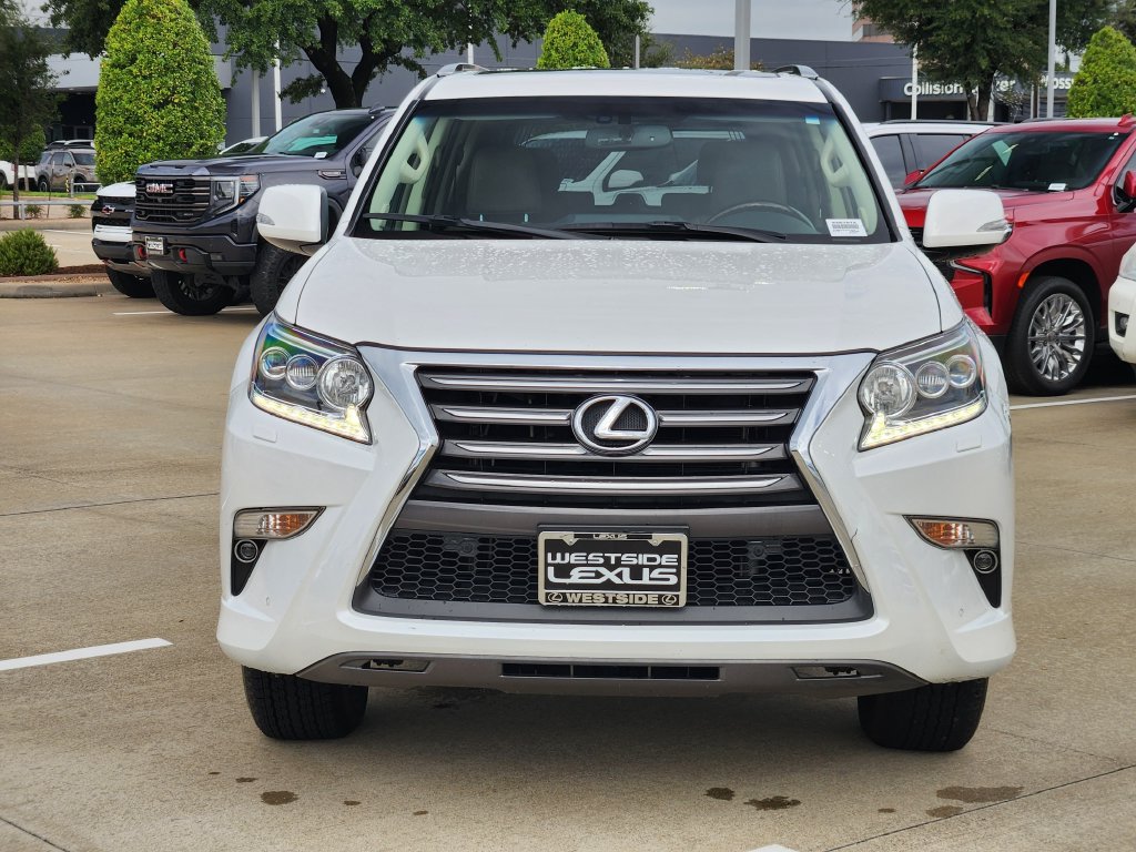 Used 2019 Lexus GX 460 Premium AWD/4WD image 2