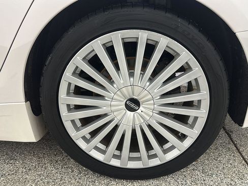 Used 2017 Lincoln MKZ Reserve AWD/4WD image 11