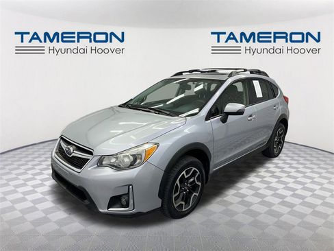 Used 2016 Subaru Crosstrek 2.0i Limited image 1