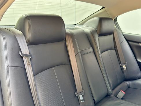 Used 2011 INFINITI G37 Journey w/ Premium Pkg RWD image 34