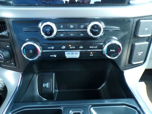 Used 2024 Ford F150 XLT w/ Mobile Office Package image 27