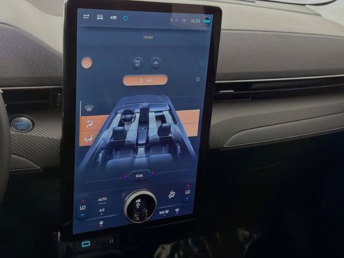 Used 2024 Ford Mustang Mach-E Select image 19