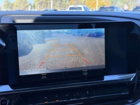 Used 2022 Chevrolet Silverado 1500 LT image 23