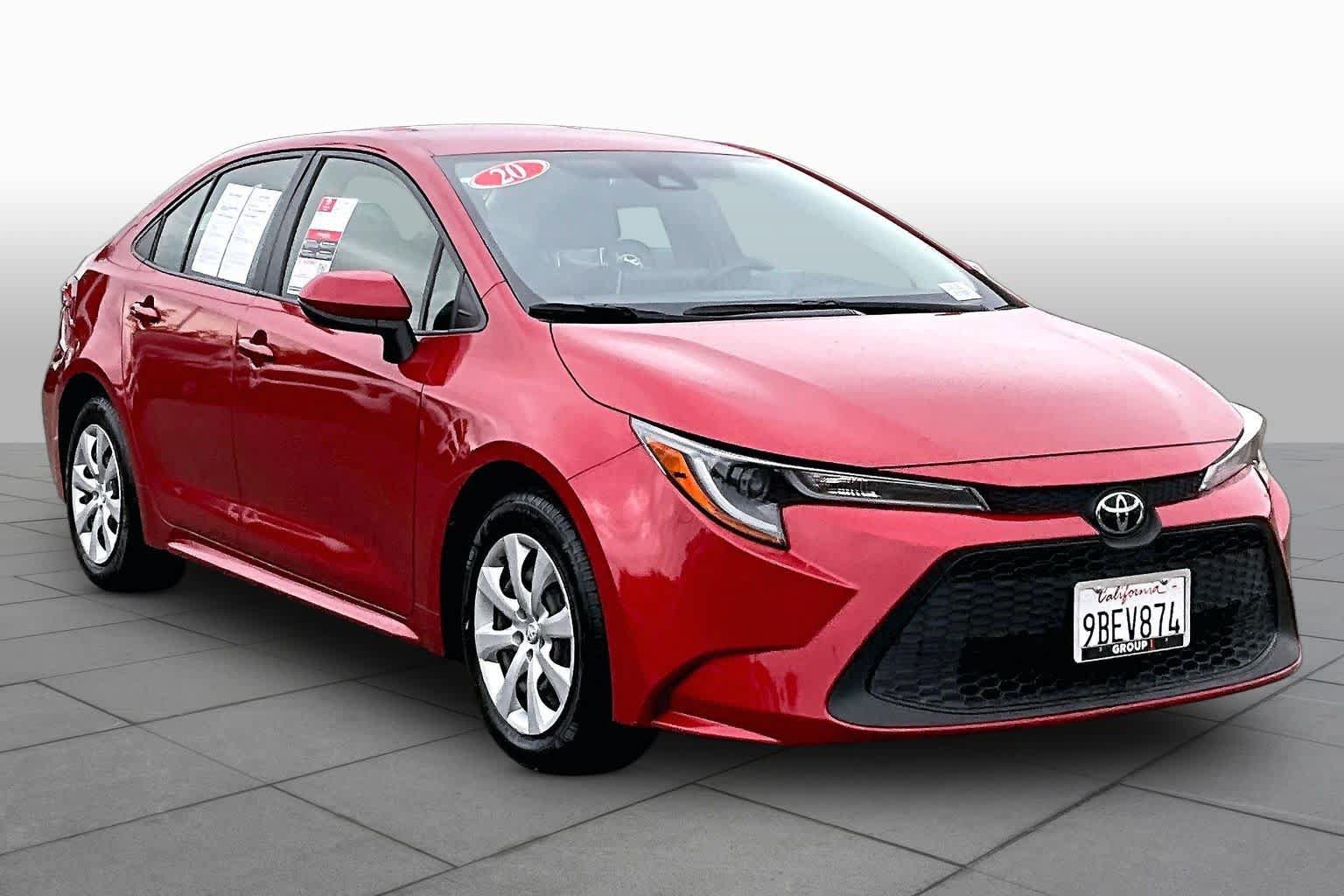 Used 2020 Toyota Corolla LE FWD image 2