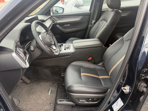 Used 2025 MAZDA CX-90 Plug-In Hybrid w/ Premium Plus AWD/4WD image 10