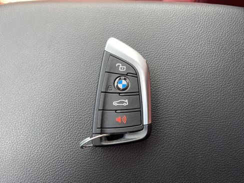 Used 2023 BMW X3 xDrive30i w/ Premium Package image 23