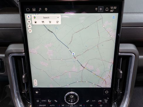 Used 2025 GMC Yukon Denali image 17