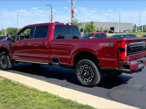 Used 2026 Ford F350 Platinum AWD/4WD image 2