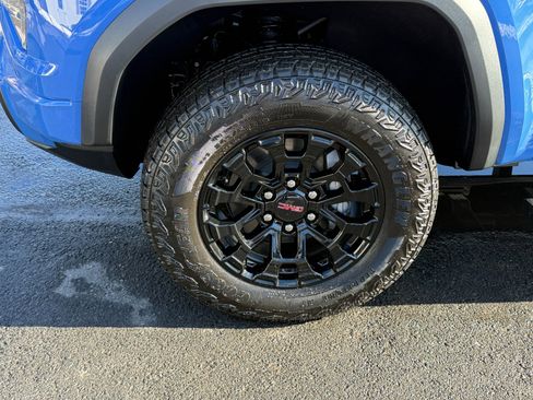 New 2026 GMC Canyon Elevation w/ LPO, Sports Bar Package image 9