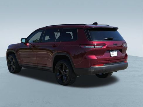 Used 2024 Jeep Grand Cherokee L Altitude AWD/4WD image 6