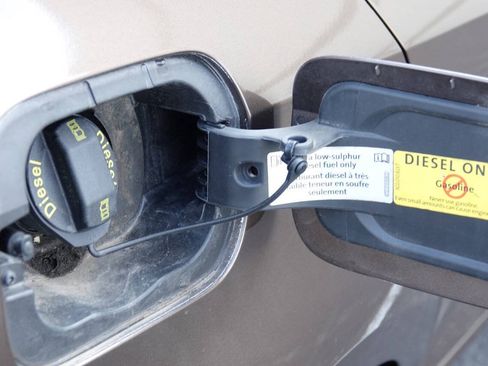 Used 2014 Volkswagen Jetta TDI FWD image 70